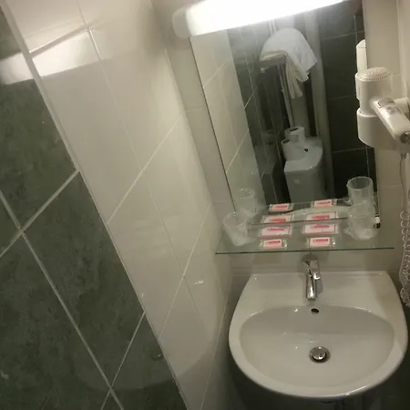 Hipotel Bastille Saint Antoine Hotel 3*
