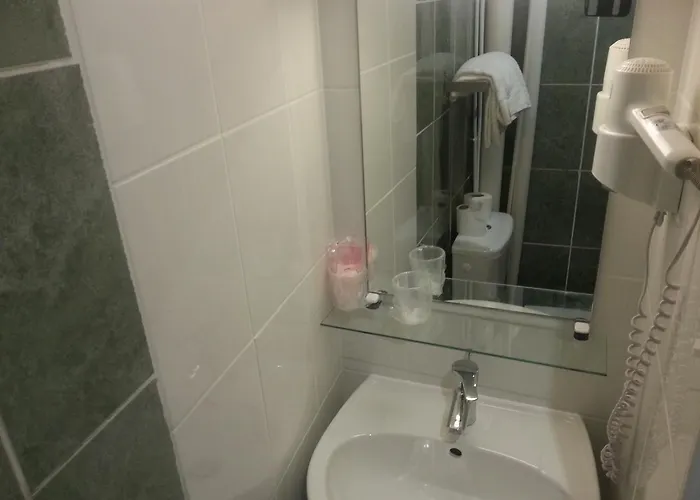 Hotel Hipotel Bastille Saint Antoine 3*