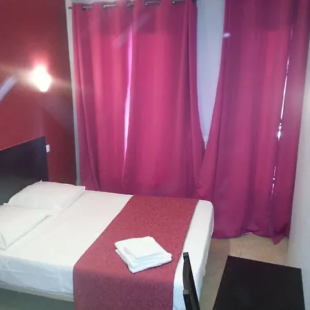 Hipotel Bastille Saint Antoine Hotell 3*