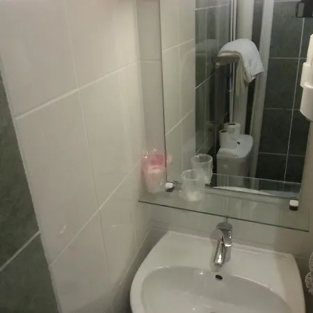 Otel Hipotel Bastille Saint Antoine 3*